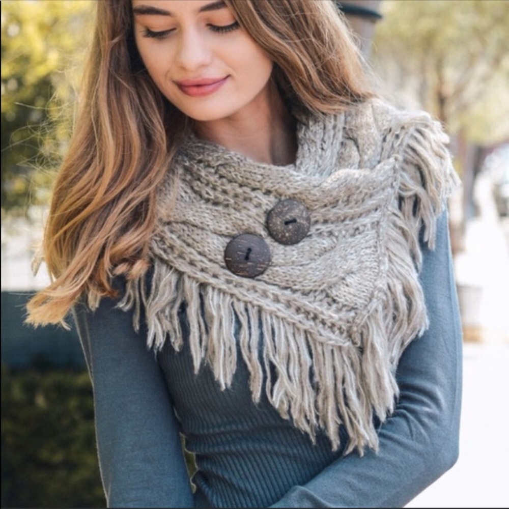 Aluna Levi Scarf - Picture 2 of 2